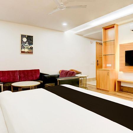 Palette Calista Premium Resort Samalkha Εξωτερικό φωτογραφία
