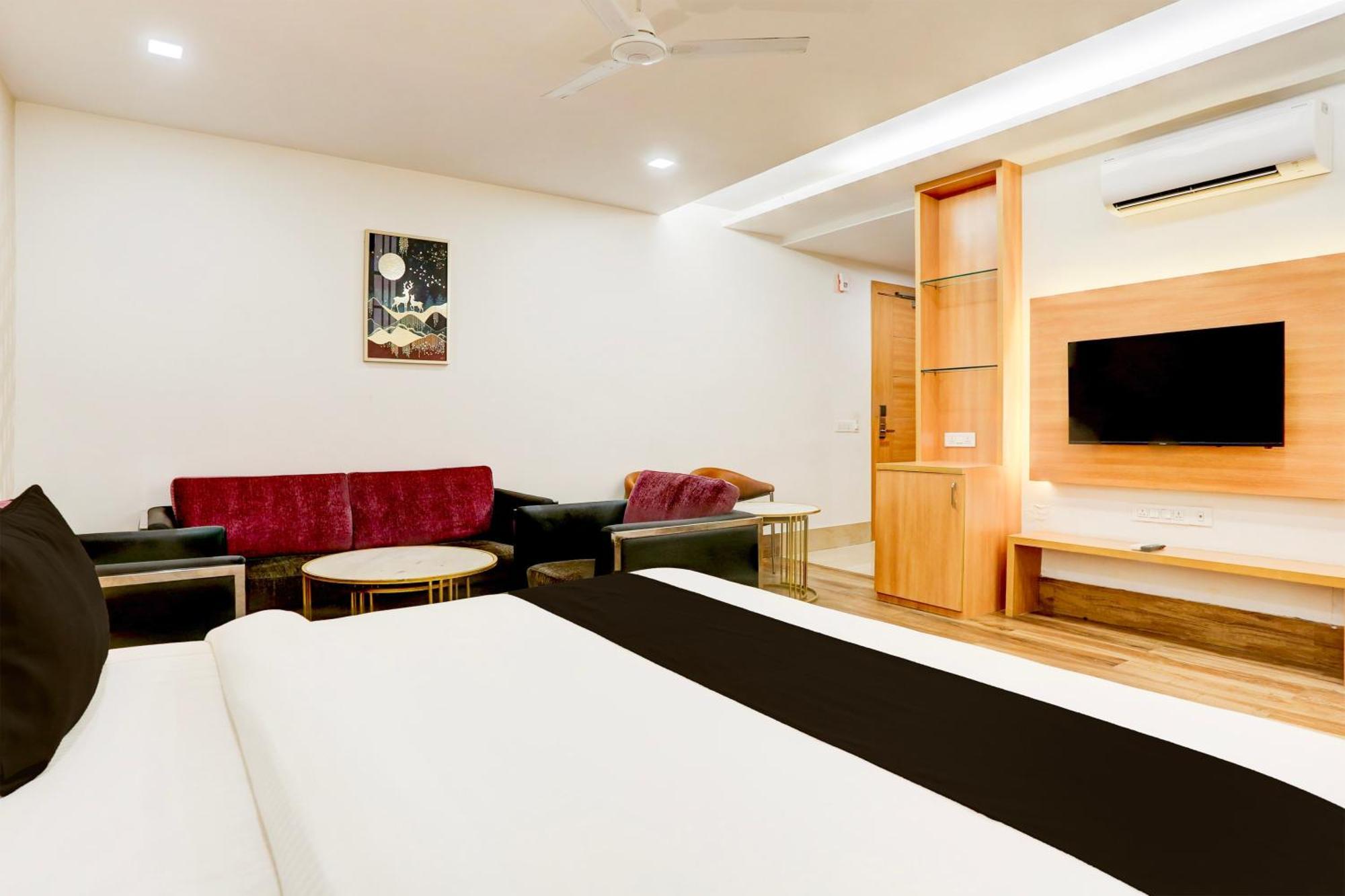 Palette Calista Premium Resort Samalkha Εξωτερικό φωτογραφία