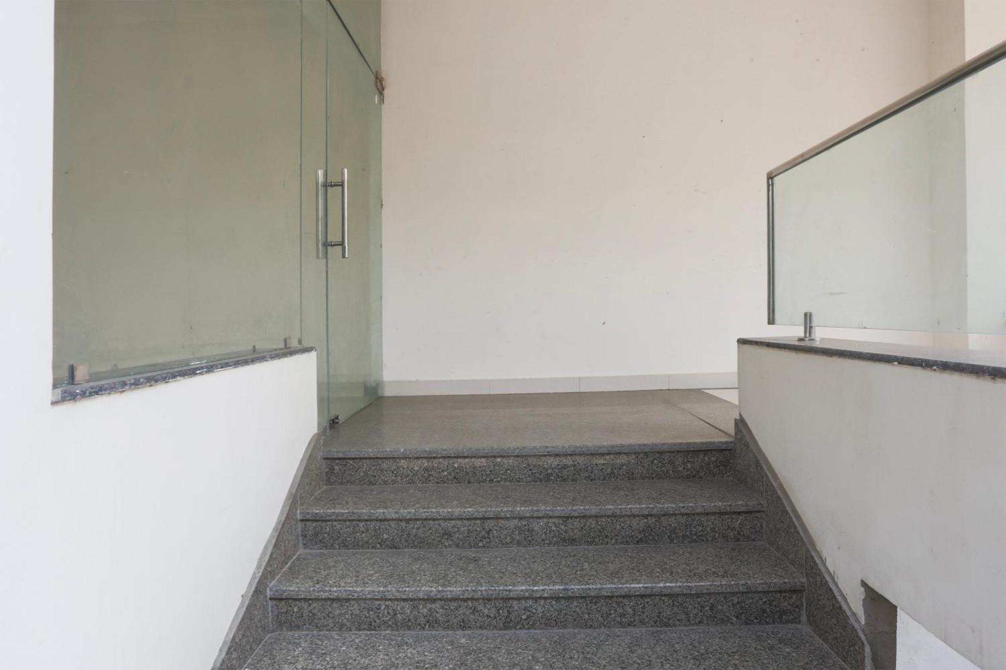 Palette Calista Premium Resort Samalkha Εξωτερικό φωτογραφία